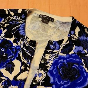 Sweater blue with flowers, size small, excellent condition.